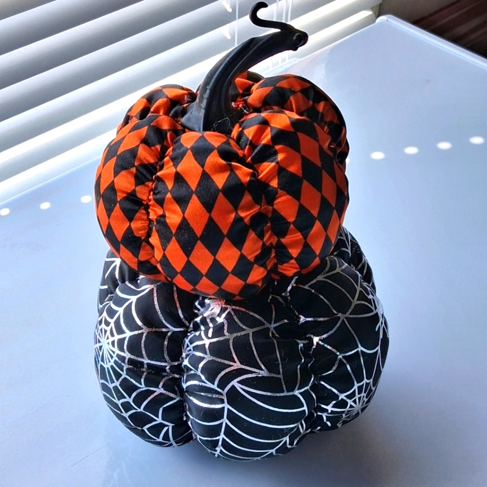 Cute, plush Halloween pumpkin decor